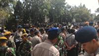 Usai Jumatan, Ribuan Massa Pekanbaru Demo Anti Ahok, Ratusan Pasukan Gabungan Bersiaga